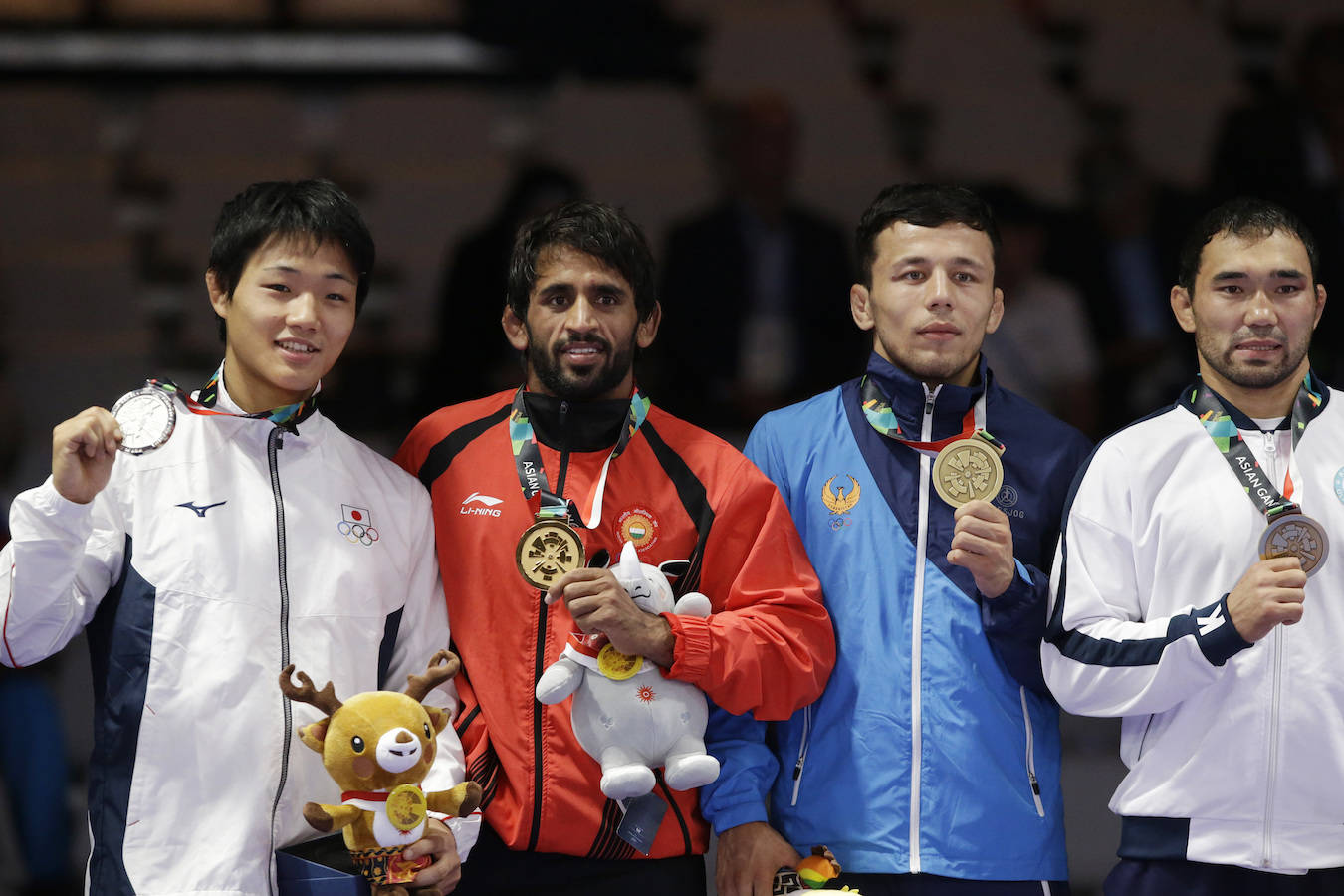 Asian Games 2018: India's Bajrang wrestles for gold ( 74kg freestyle)