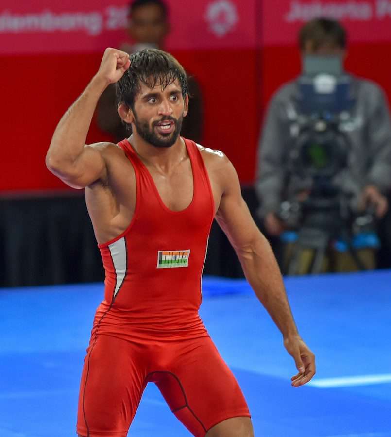 Asian Games 2018: India's Bajrang wrestles for gold ( 74kg freestyle)