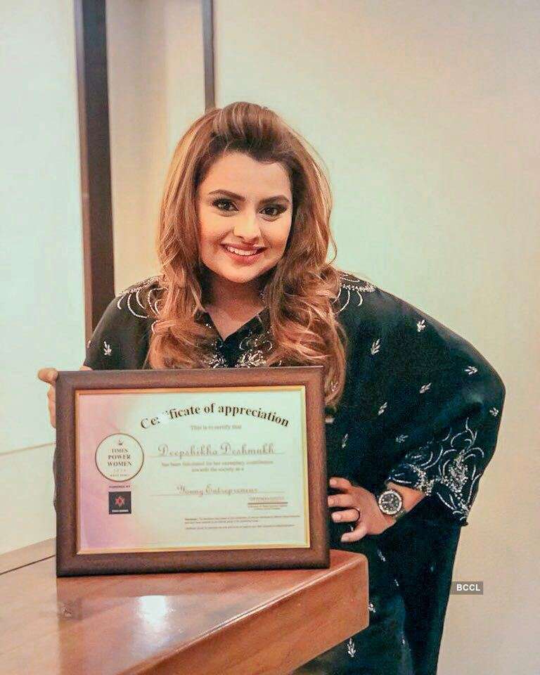 Deepshikha Deshmukh wins the Times Power Women Young Entrepreneur Award