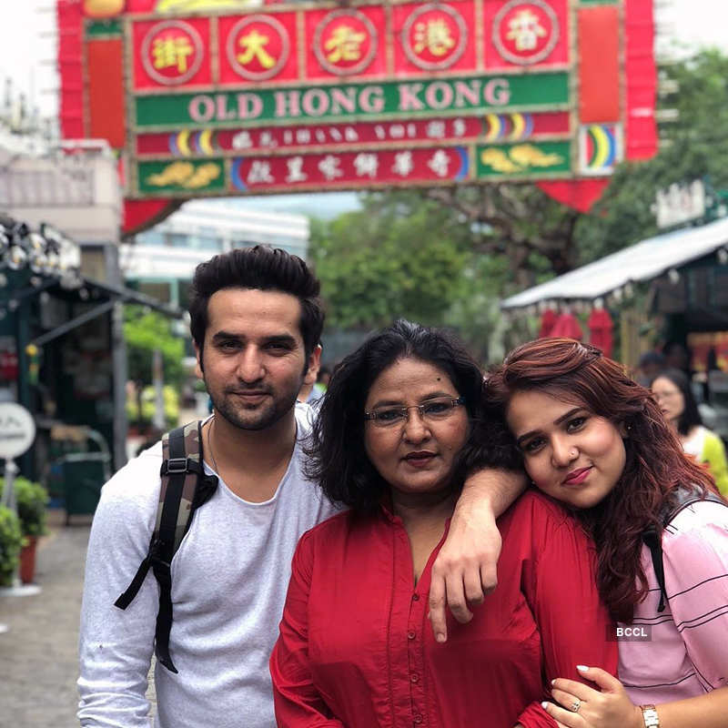 Mother-son duo Vibha Chibber and Puru Chibber to enter Bigg Boss 12?