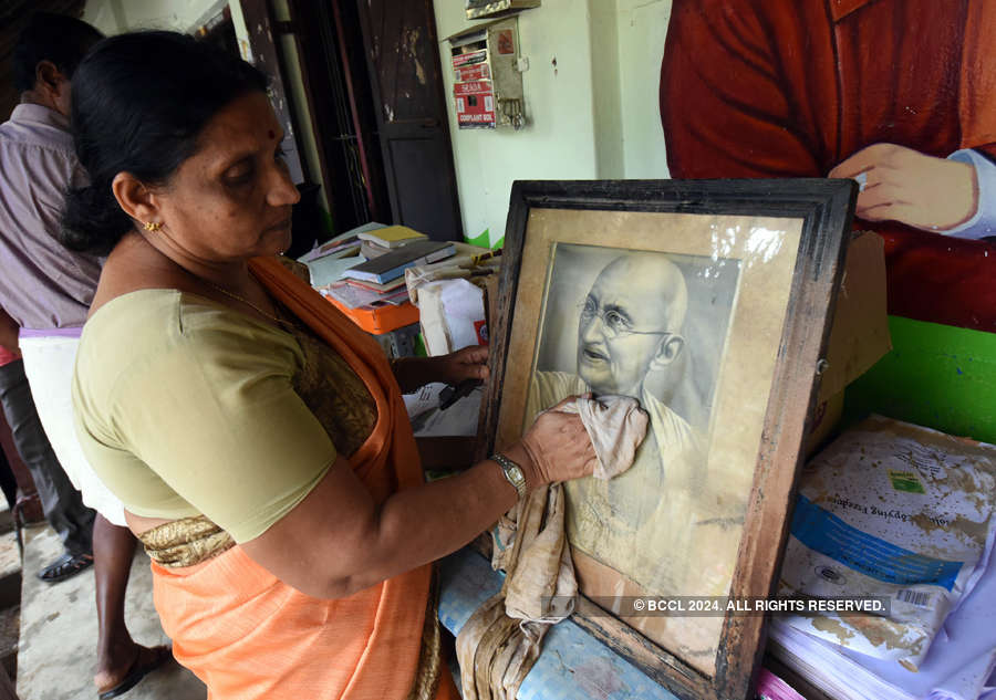 Kerala flood victims return to devastated homes