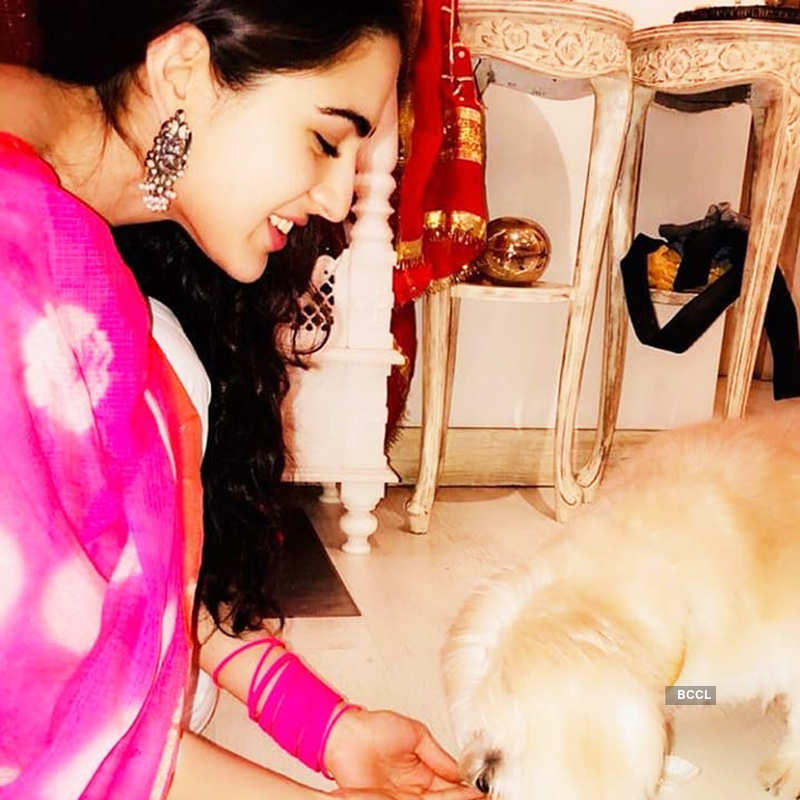 Pictures of celebrities & their pampered pets