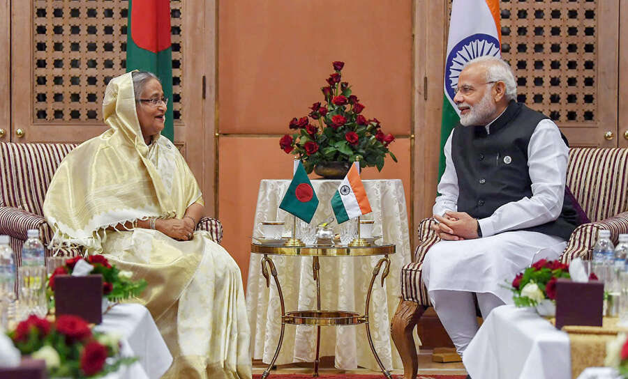 PM Modi meets BIMSTEC leaders in Nepal