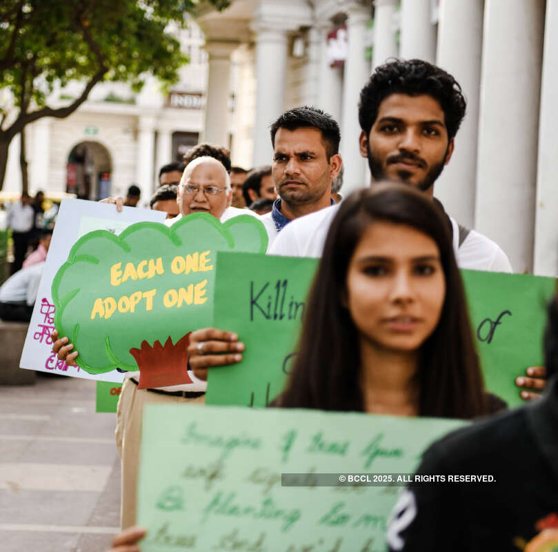 Delhiites participate in 'Save the Trees' campaign
