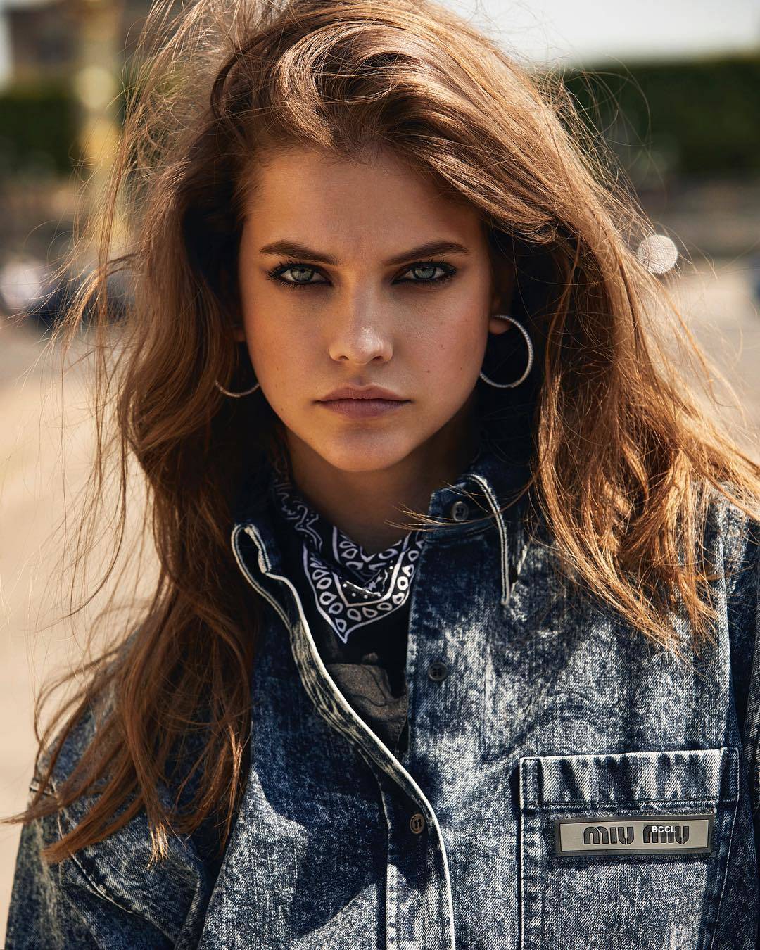 Barbara Palvin sets hearts racing with her captivating photos