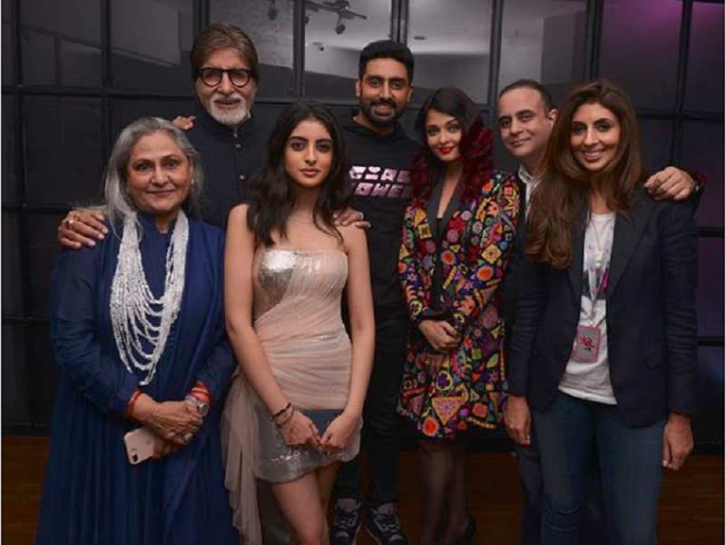 Amitabh Bachchan shares a perfect family picture on his Instagram ...