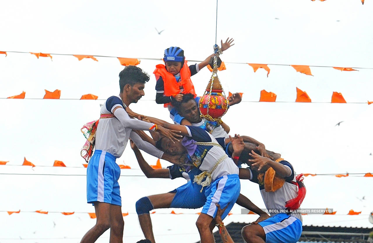 One dead, 150 injured in Dahi Handi celebrations in Mumbai