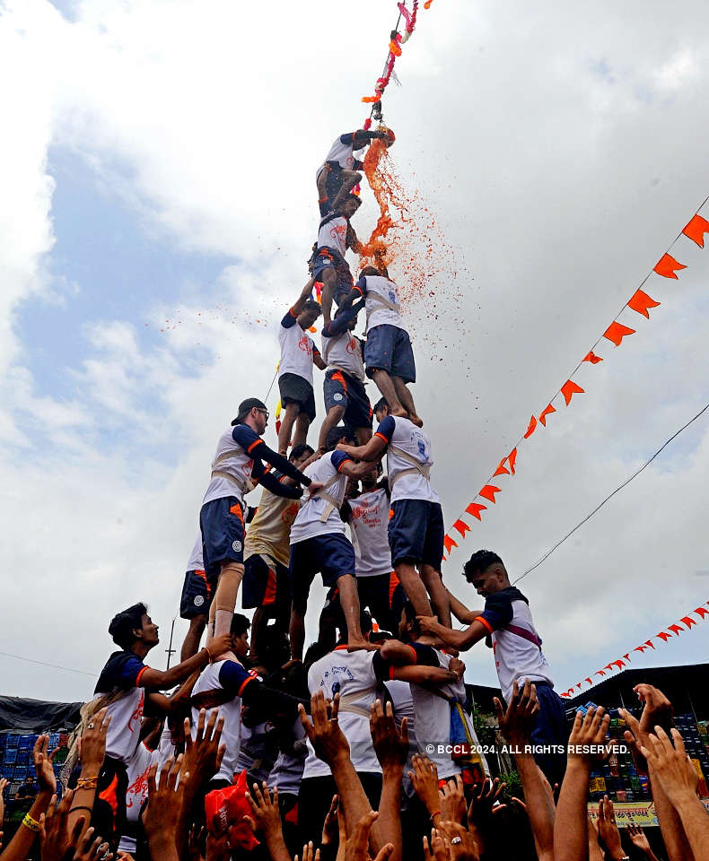 One dead, 150 injured in Dahi Handi celebrations in Mumbai