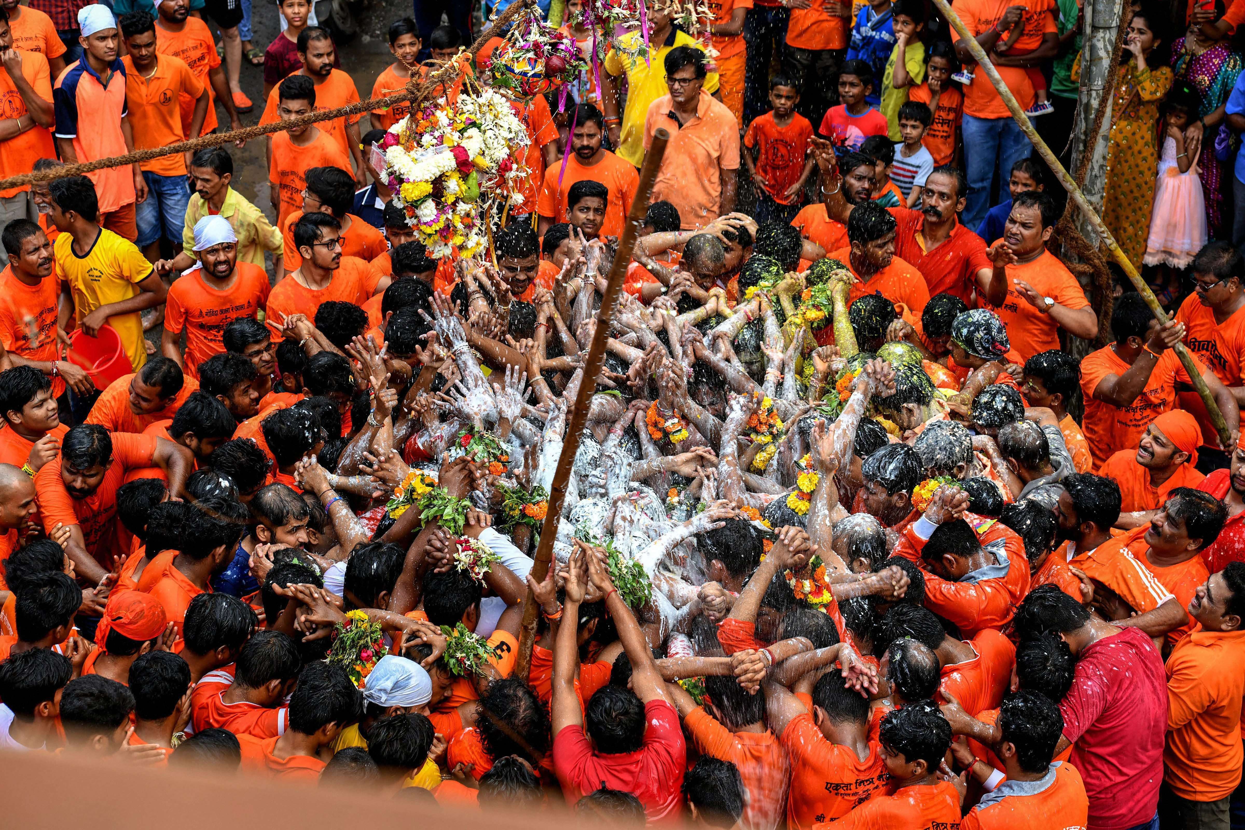 One dead, 150 injured in Dahi Handi celebrations in Mumbai