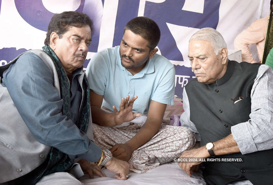 Hunger strike: Hardik Patel loses 20kg in 11 days
