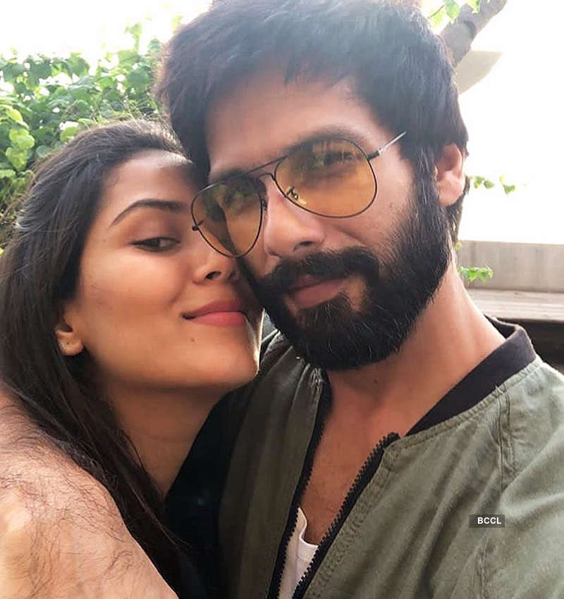 This romantic selfie of Shahid Kapoor and Mira Rajput is winning the internet