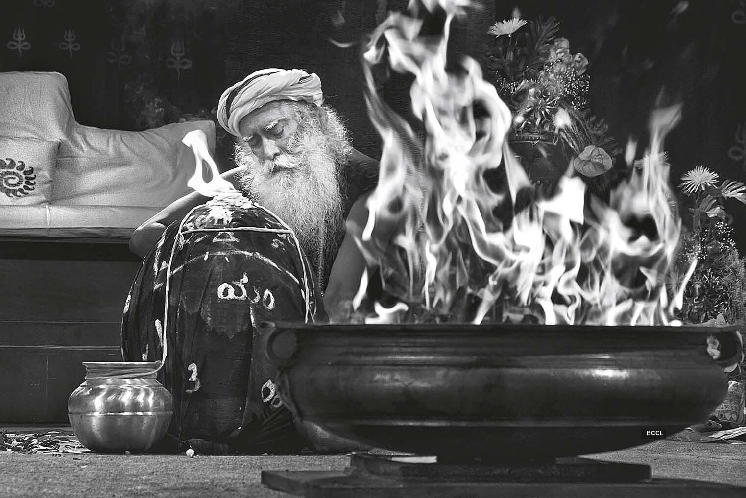 Photos from Raghu Rai's book on 'Sadhguru'​