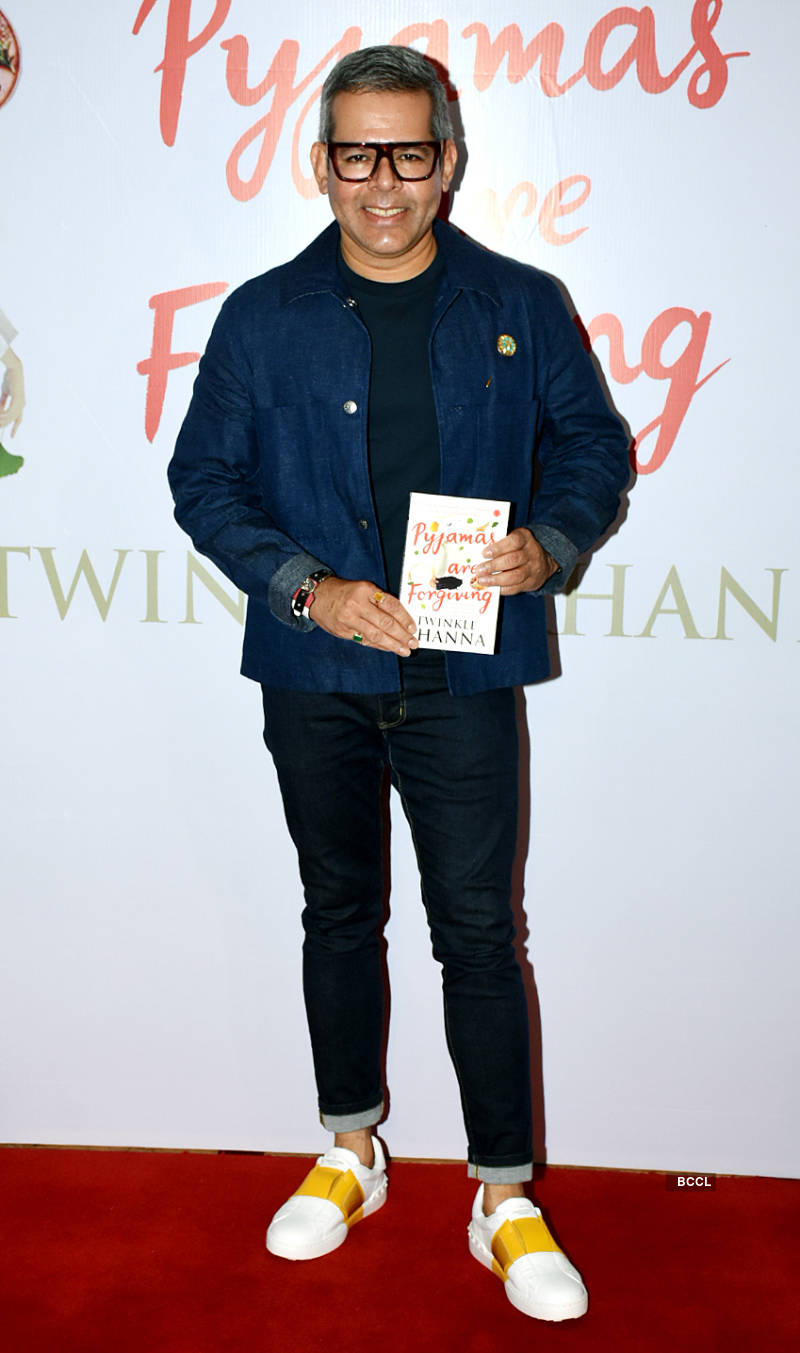 Ranveer Singh and Akshay Kumar's bromance steal the limelight at Twinkle Khanna's book launch