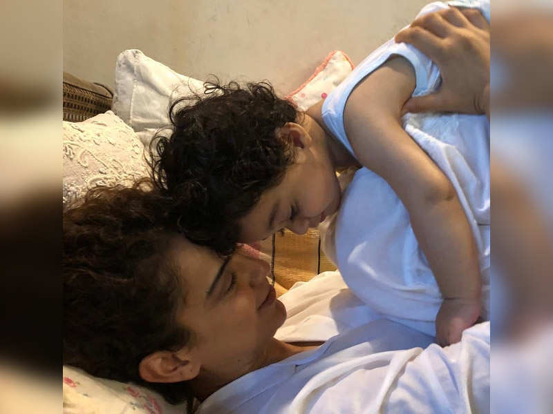 Kangana Ranaut enjoys her weekend with her cute nephew