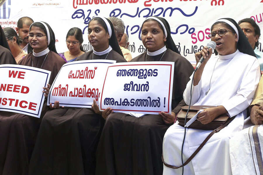 Catholic nuns protest &lsquo;sexploitation&rsquo; 