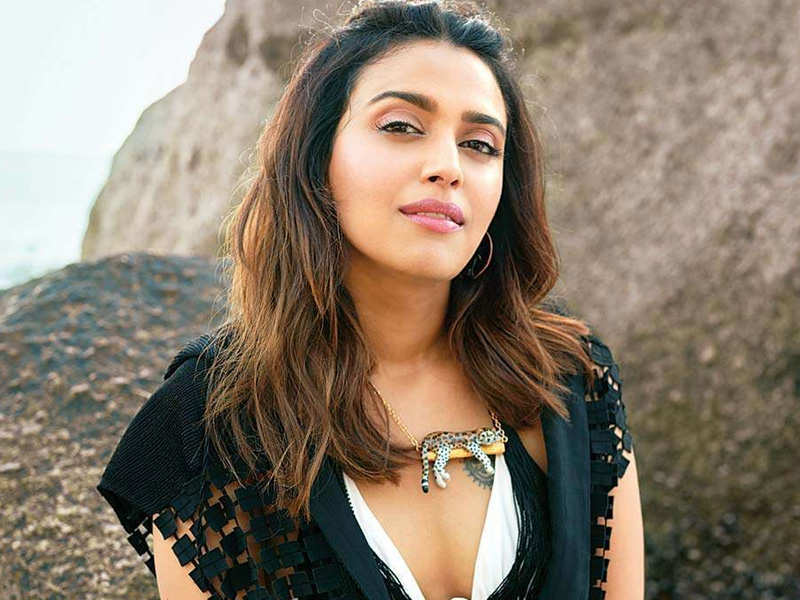 Swara Bhasker Shuts Down Troll Who Questioned Her Father About Her