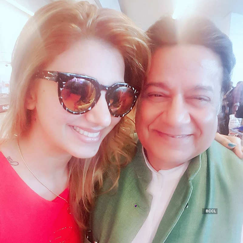 Bigg Boss 12: Anup Jalota ends his relationship with Jasleen Matharu