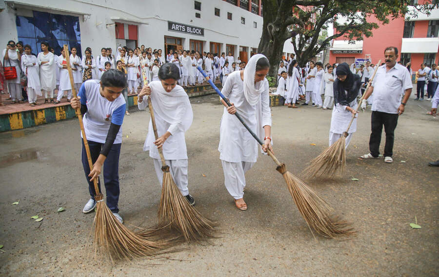 PM Modi launches 'Swacchata Hi Seva' drive
