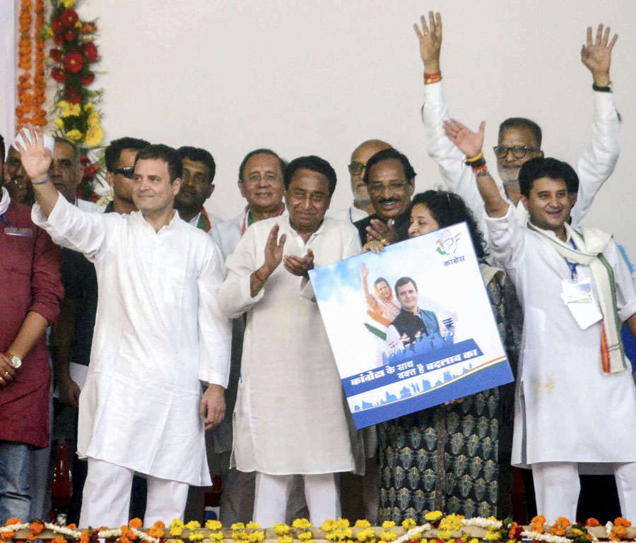 Rahul Gandhi holds roadshow in poll-bound MP