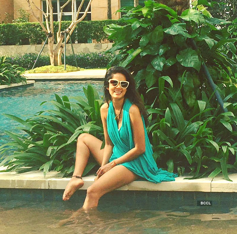 ‘Chak De! India’ actress Vidya Malavade is raising temperatures with her vacation pictures