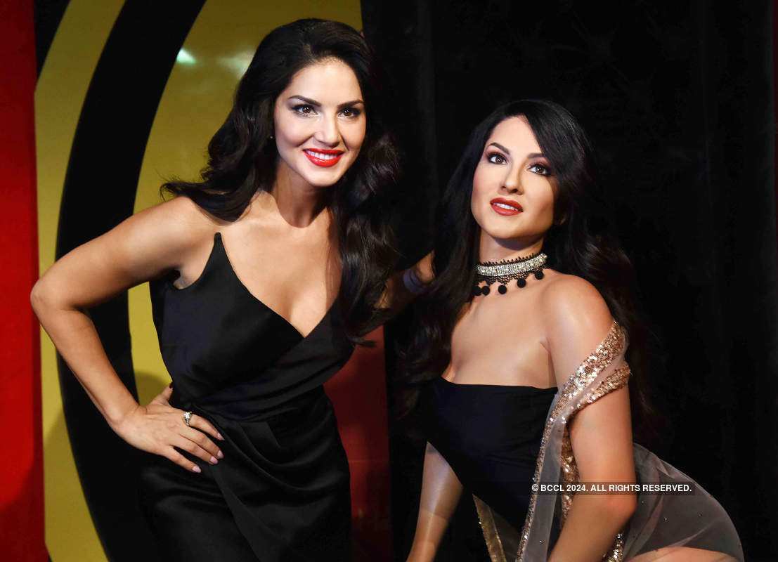 Sunny Leone unveils her wax statue at Madame Tussauds