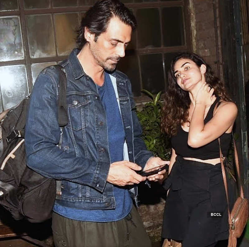 Pictures of Arjun Rampal flaunting his new look in platinum blonde hair go viral