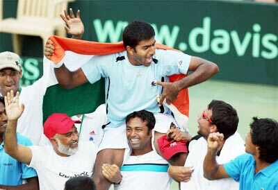 Rohan Bopanna, Somdev Devvarman, Leander Paes and Mahesh Bhupathi