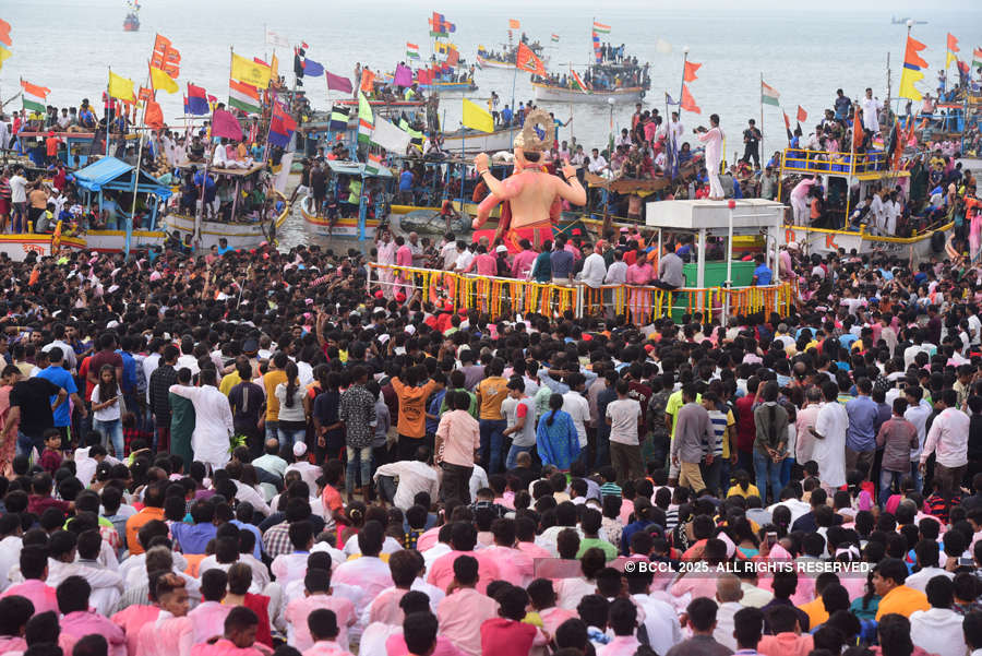 Ganesh Chaturthi culminates with immersion of idols