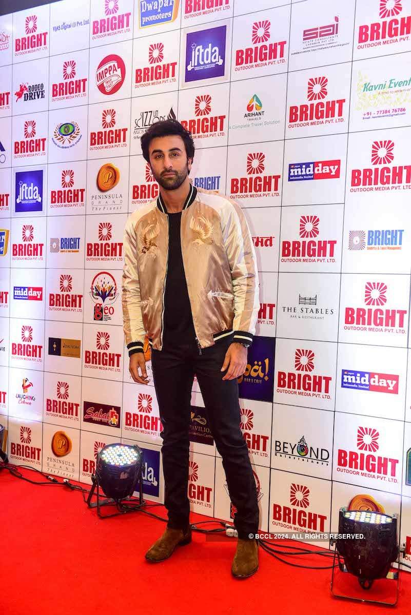 4th Bright Awards: Red Carpet