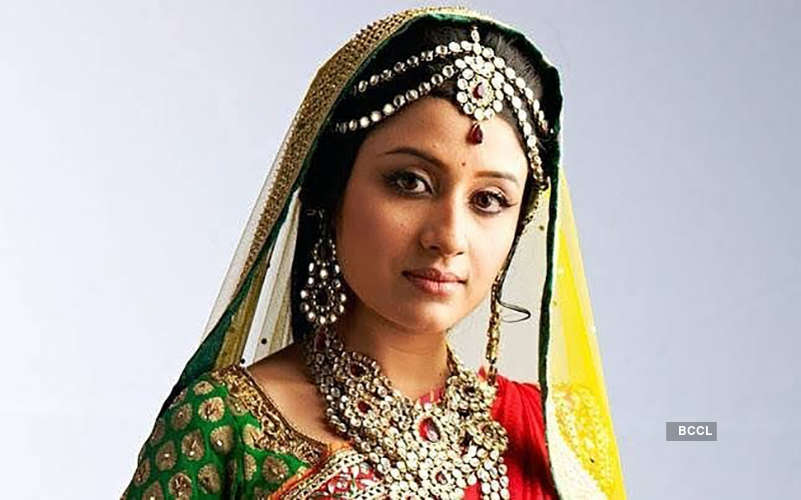 Paridhi Sharma to play mother in Patiala Babes