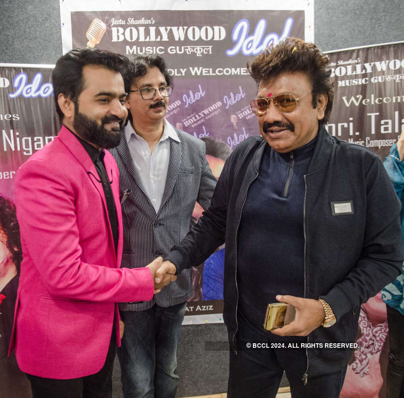Sonu Nigam inaugurates Bollywood Idol Music Gurukul