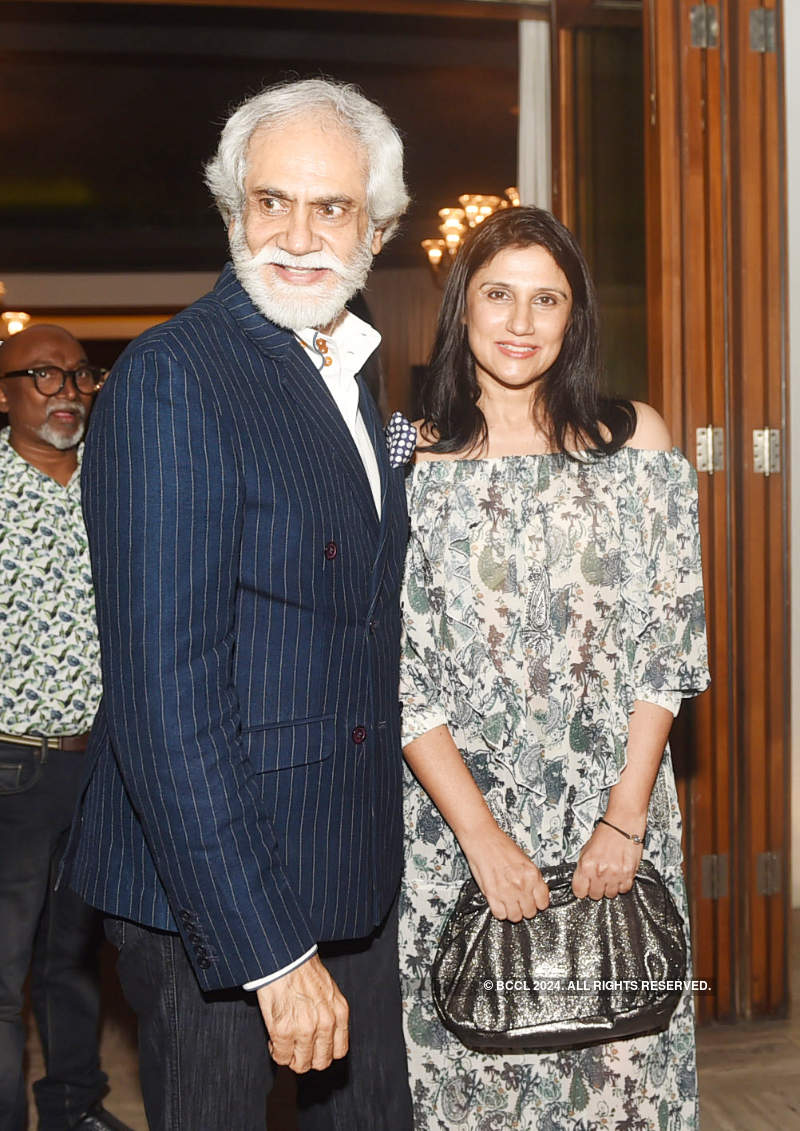 Shalini Passi hosts a party for art and fashion fraternity