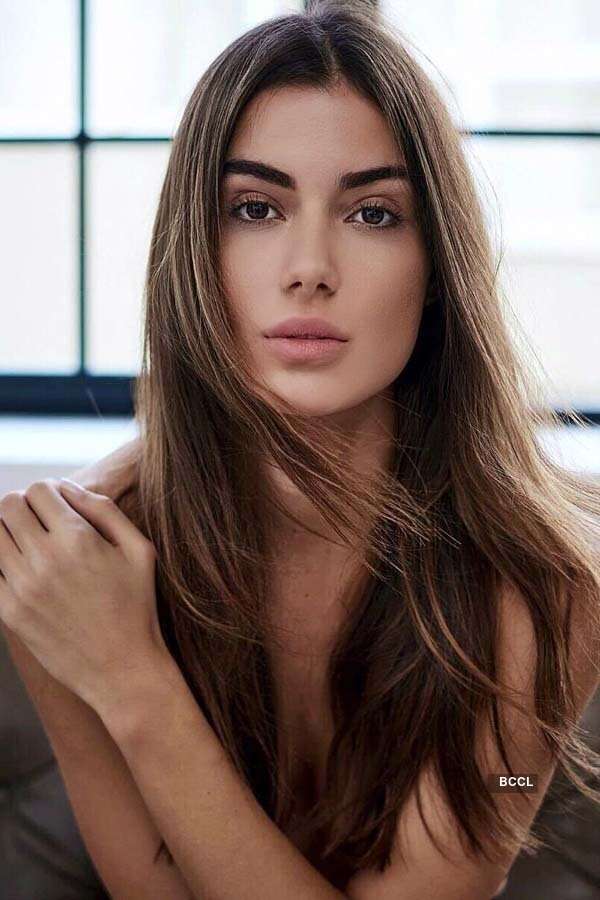 Ioanna Bella crowned Miss Universe Greece 2018