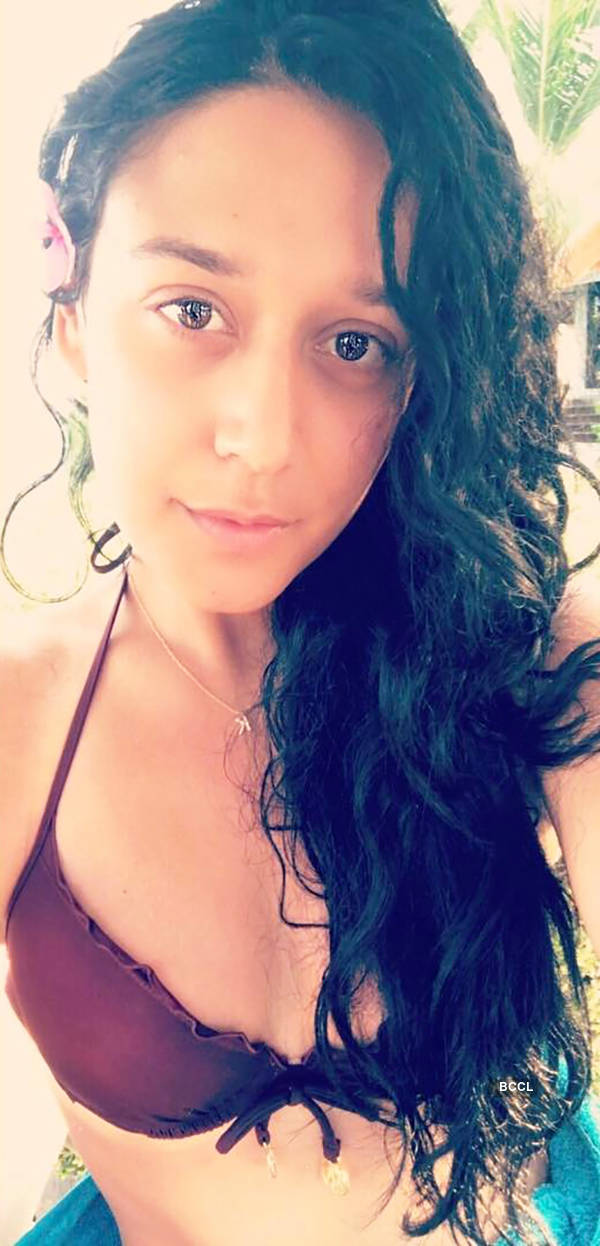 Tiger Shroff's sister Krishna gives beach vibes in new sunbathing pic