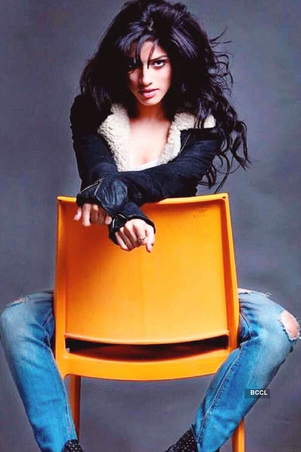 Sapna Pabbi&rsquo;s pictures