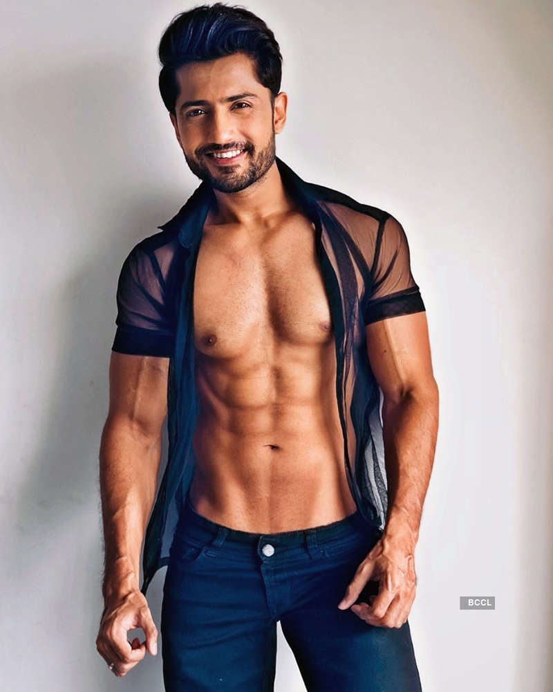 Rehaan Roy gives us major fitness goals, see pictures