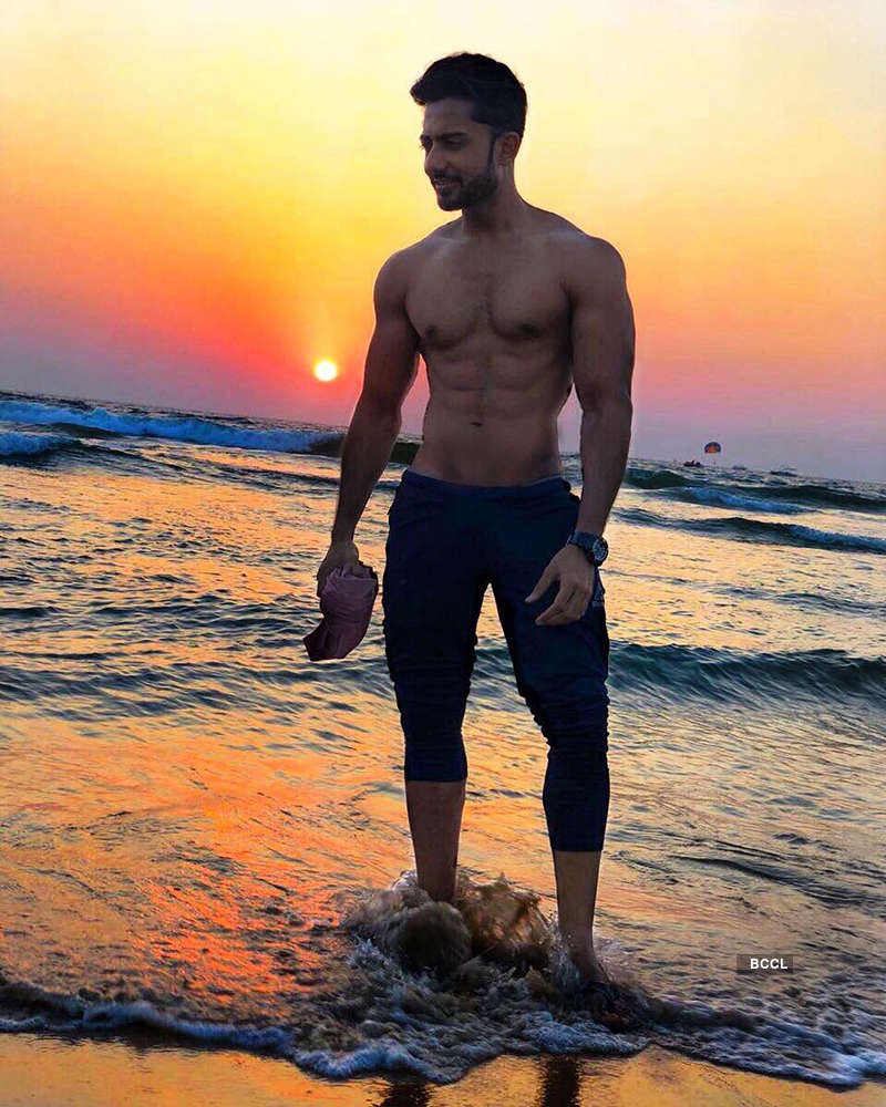 Rehaan Roy gives us major fitness goals, see pictures