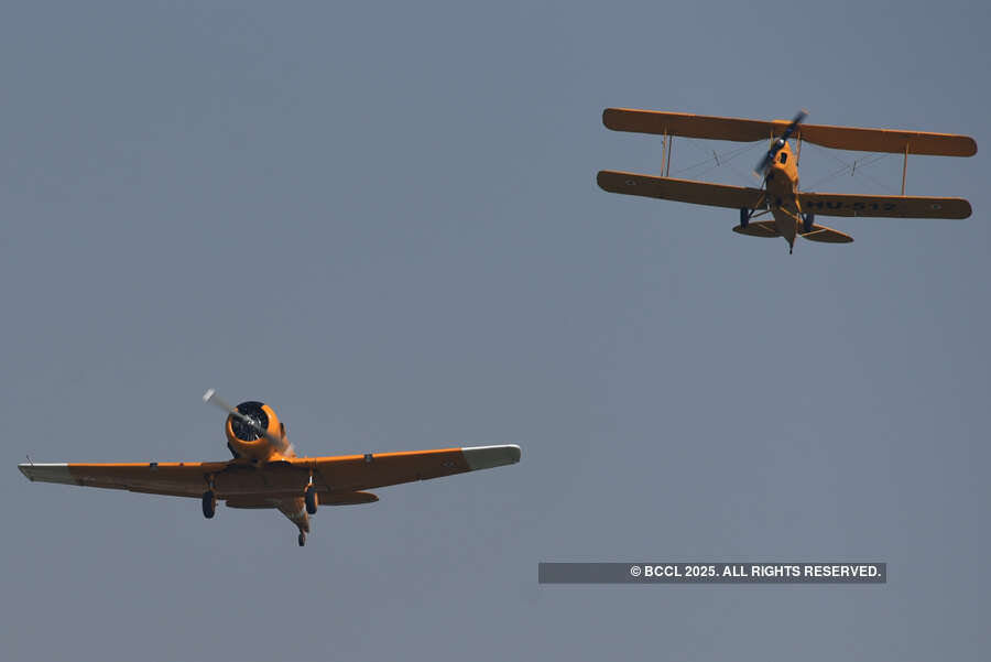 Pilots perform awe-inspiring stunts at Air Force Day celebrations