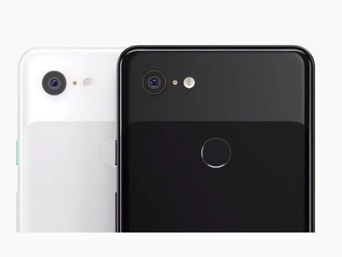 Both the smartphones have glass back with matte and glossy textures in two-tone backing.