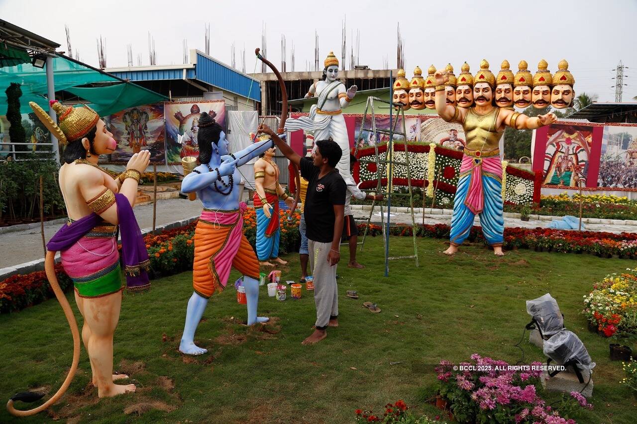 Navratri 2018: Nine-day festival begins with great fervour