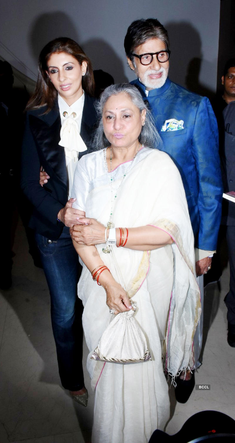 Amitabh and Jaya Bachchan unveil daughter Shweta's book