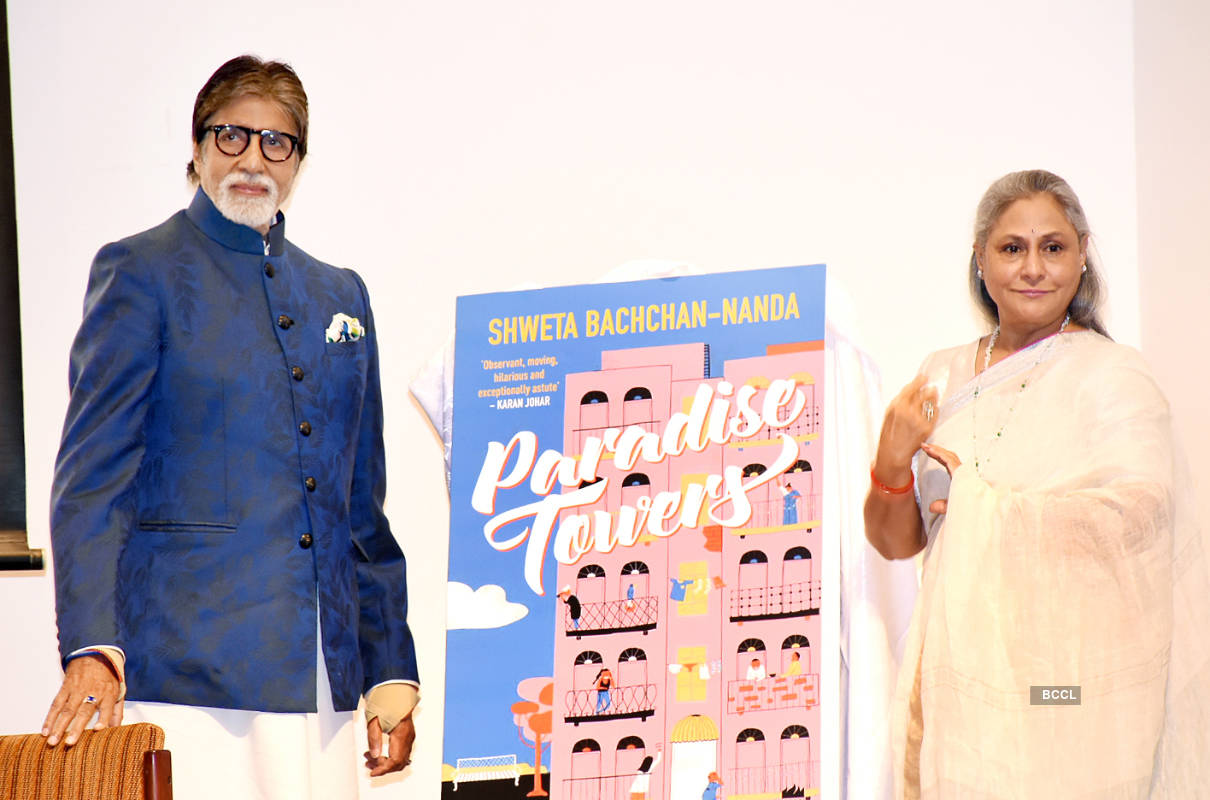 Amitabh and Jaya Bachchan unveil daughter Shweta's book