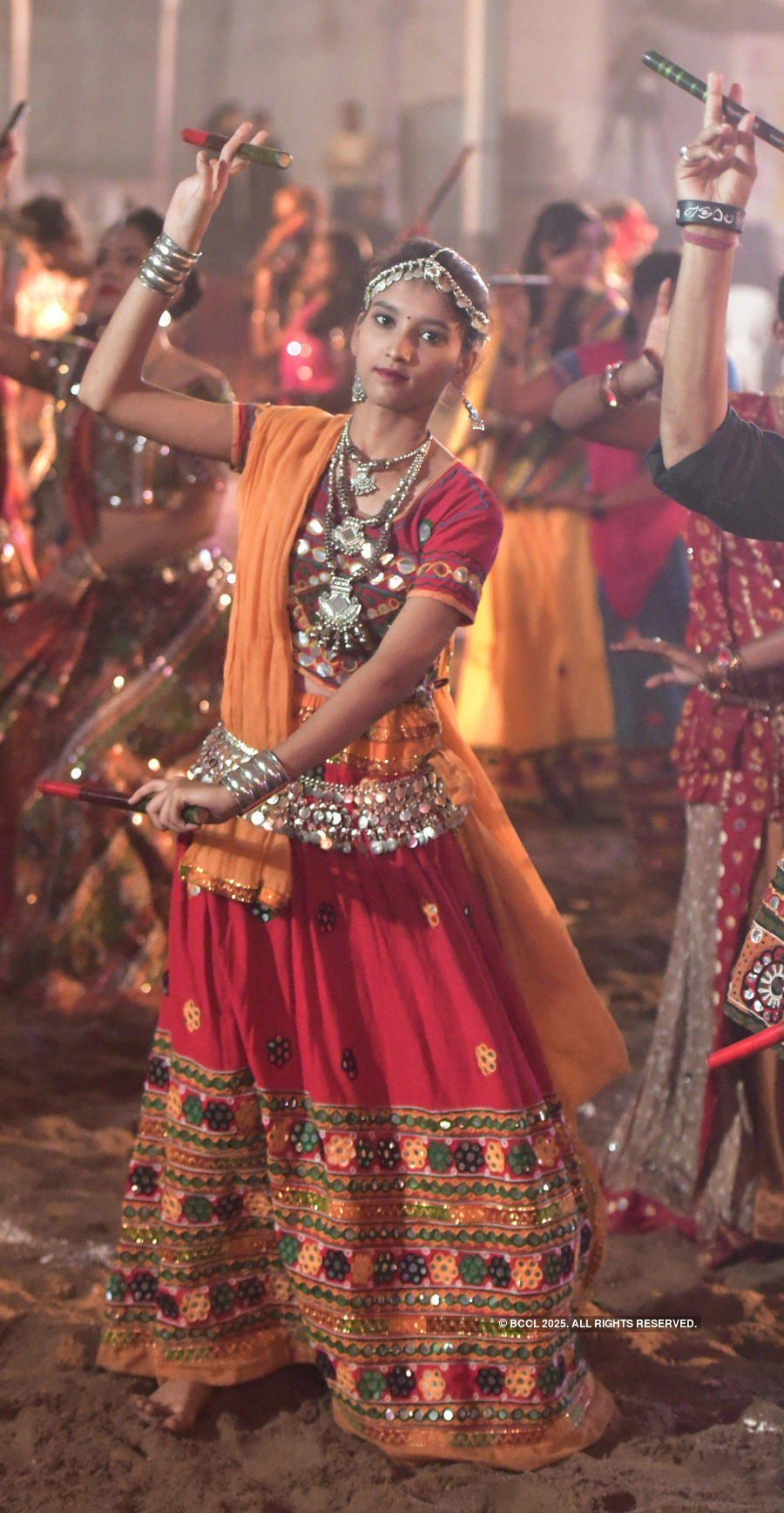 Garba & dandiya raas add Gujarati flavour to Navratri celebrations