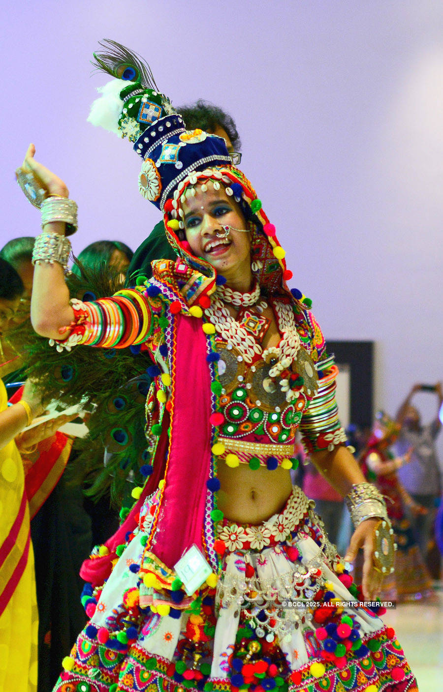 Garba & dandiya raas add Gujarati flavour to Navratri celebrations