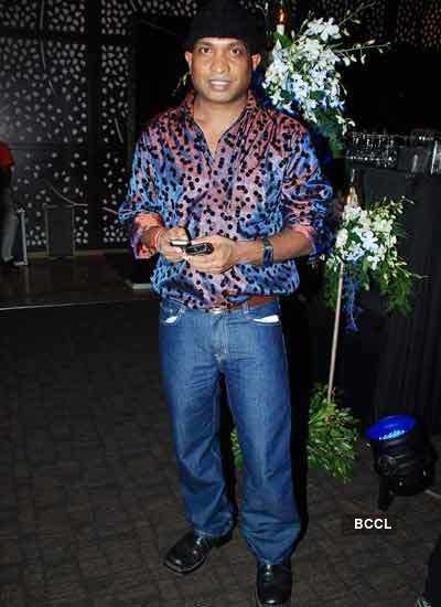 Rahul Vaidya's b'day bash