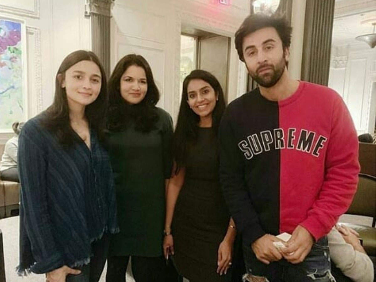 Throwback: When Alia Bhatt and Ranbir Kapoor bumped into fans in New York