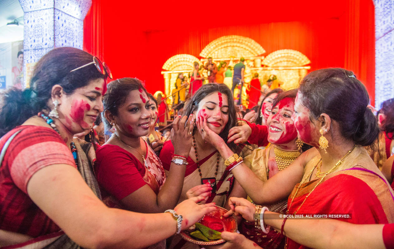 Celebs participate in 'Sindoor Khela' celebrations