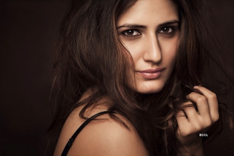 Actress Fatima Sana Shaikh is grabbing all attention for her Instagram pictures...