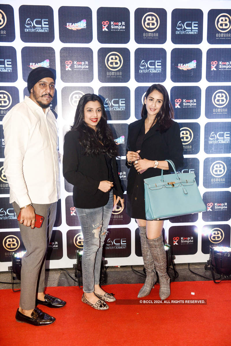 TV celebs attend the launch of a restaurant