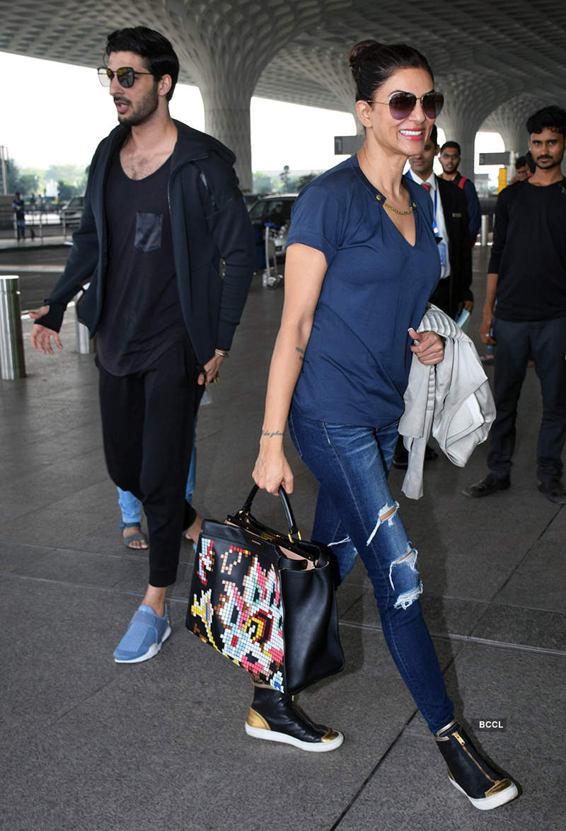 New workout pictures of Sushmita Sen & BF Rohman Shawl will help you to stay fit amid lockdown!